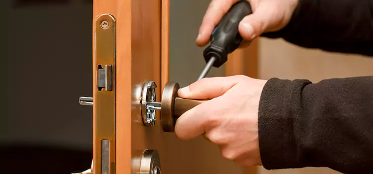 Semi Truck Locksmith Dakota Ridge