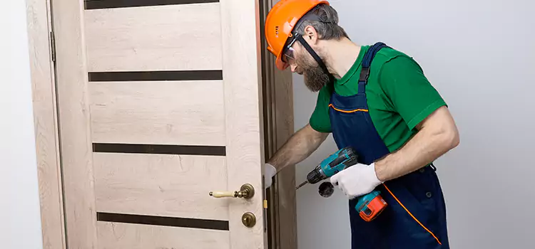 Replace Internal Door Handle with Lock Dakota Ridge